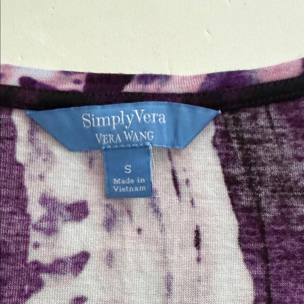 Simply Vera Abstract Purple Women's Top Size Small - Picture 2 of 6